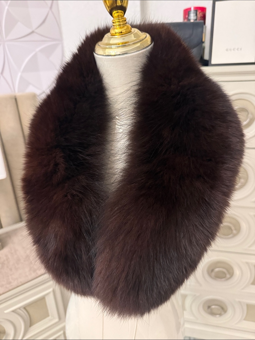 Saga fox fur thick pelts collar scarf